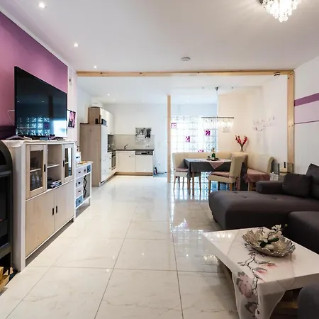 5sterne Edelweiss 50qm Klein, Fein Und Gemuetlich Apartment